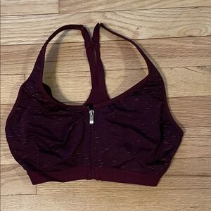 VSX Front-Zip Sports Bra in Burgundy